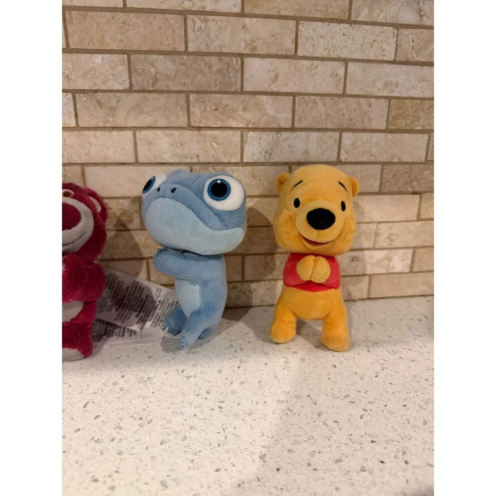 Magnet Hands Plush Pal Mini Simba, Olaf, Lotso, Bruni,Winnie the Pooh
